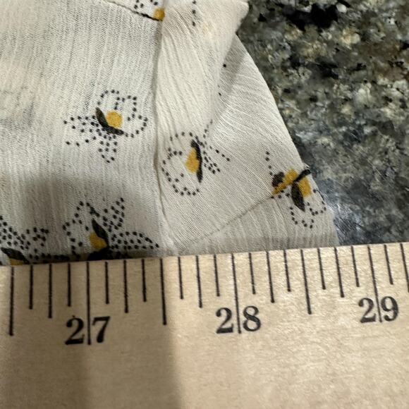 Torrid Blouse Plus 4X White Yellow Floral Ruffle Sleeve Sheer Tunic Top Cottage - Picture 7 of 10